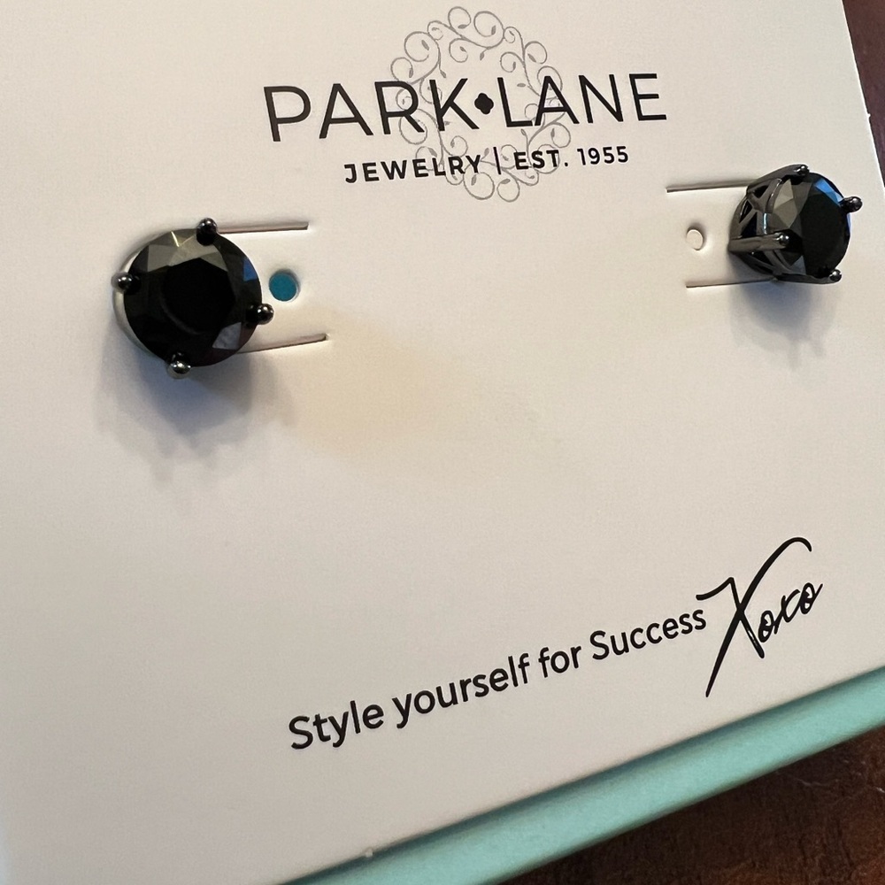 Park Lane IMPRESSION Earrings in JET Black, 3 Carat Studs, Classic Solitaire-NWT